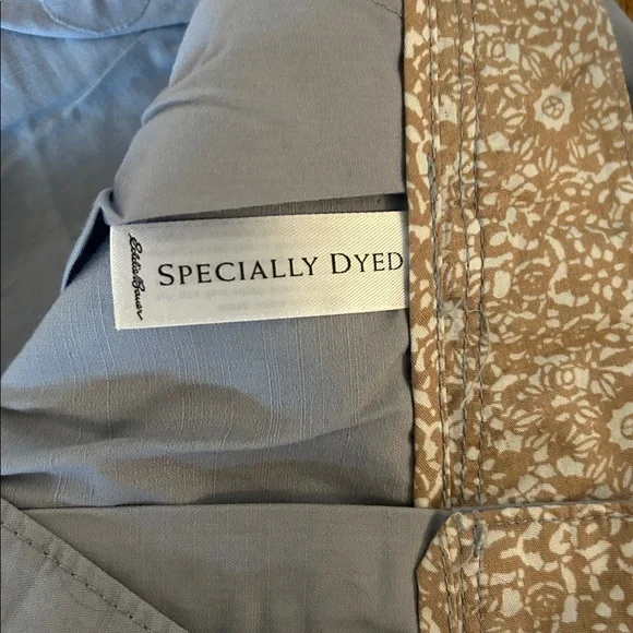 Eddie Bauer slate blue Shorts - Picture 5 of 6